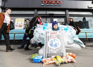 Thousands Of Shoppers Plan To Ditch Plastic At Supermarkets In Ireland